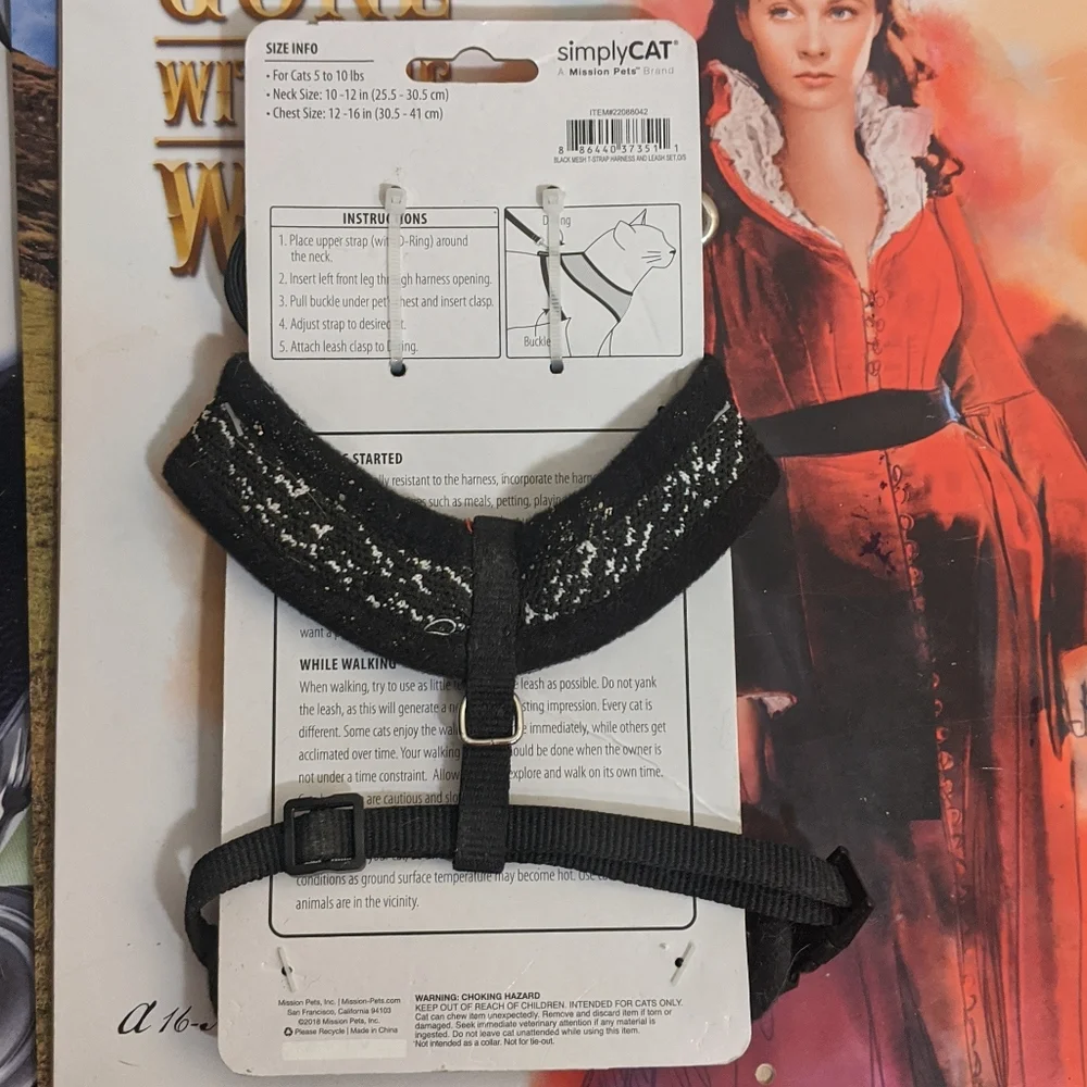 SimplyCat Cat One Size Harness and Leash Black and White